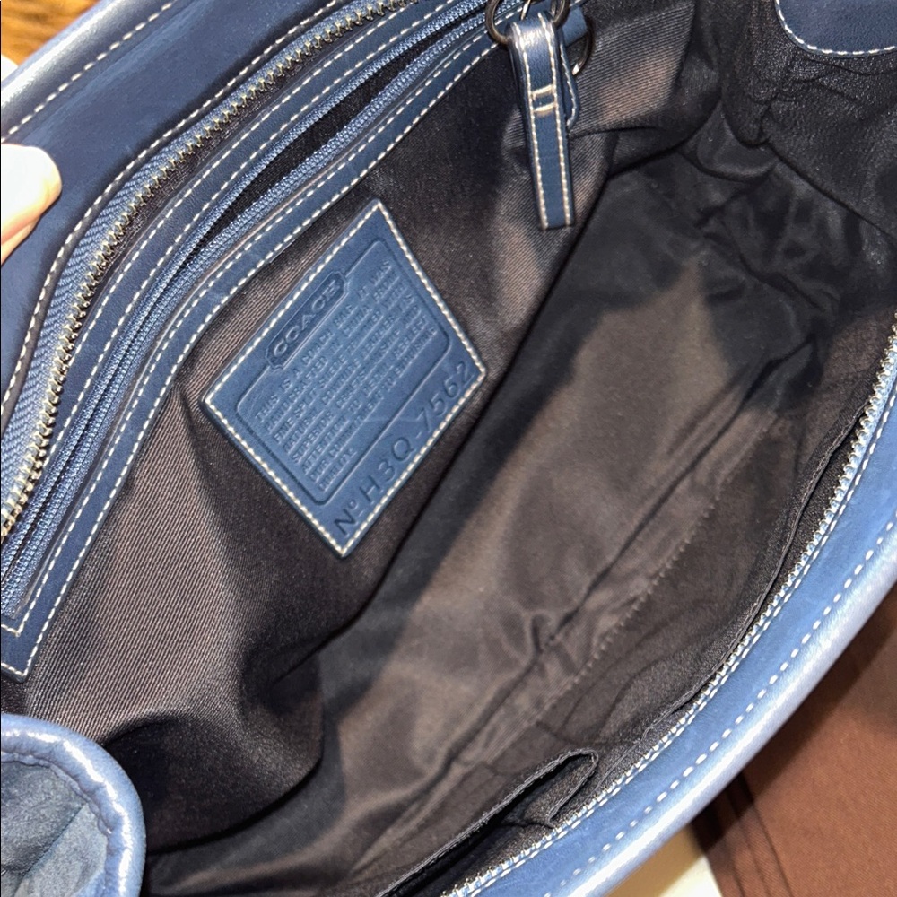 Vintage Coach Hampton Blue Leather and Suede Satchel - Picture 15 of 16